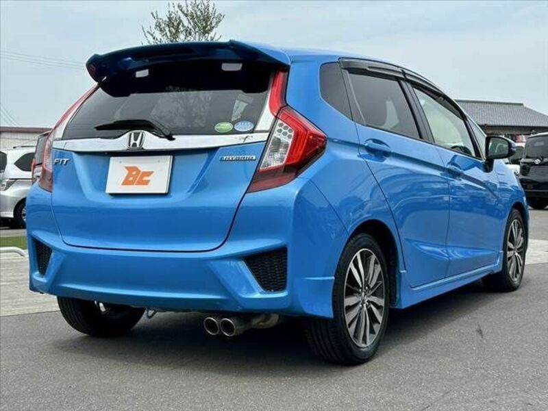 FIT HYBRID-14