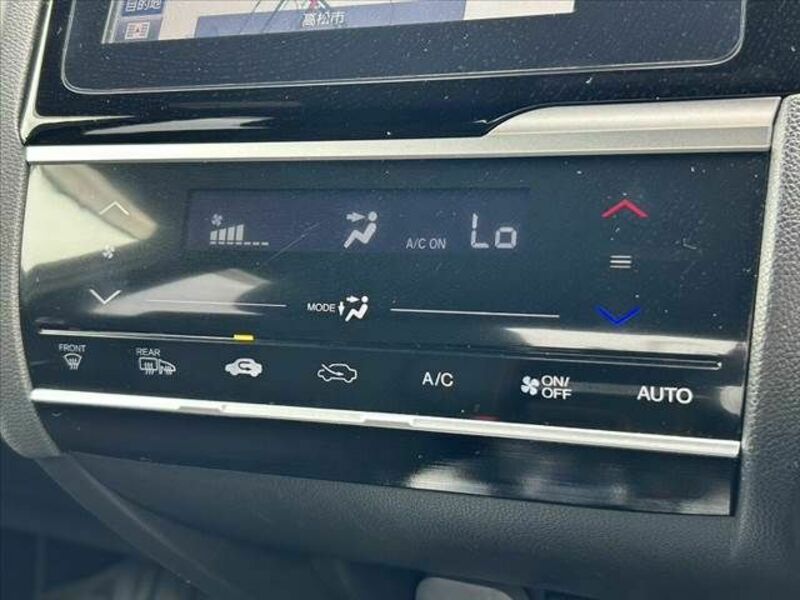 FIT HYBRID-22