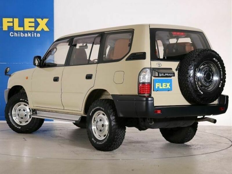 LAND CRUISER PRADO-15