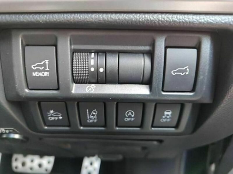 LEGACY OUTBACK-13
