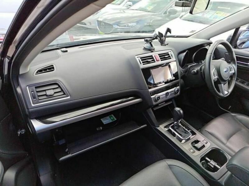 LEGACY OUTBACK-21