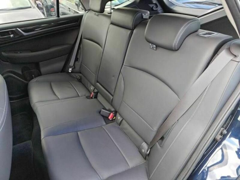 LEGACY OUTBACK-22