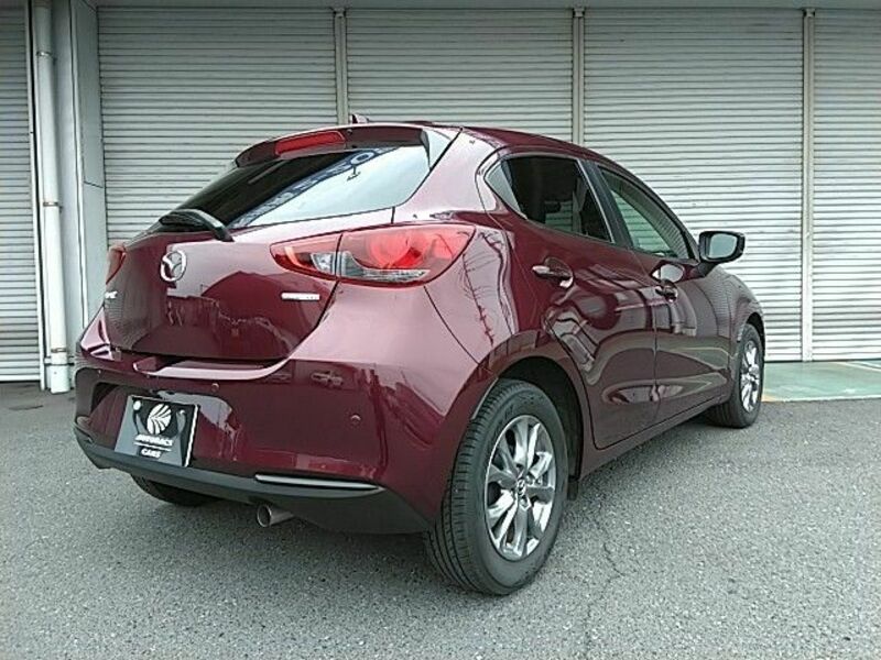 MAZDA2