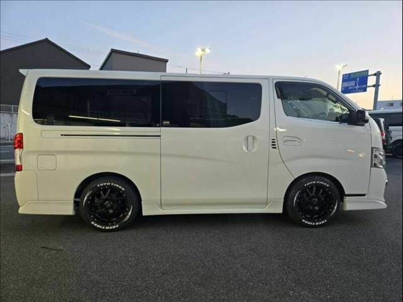 NV350 CARAVAN