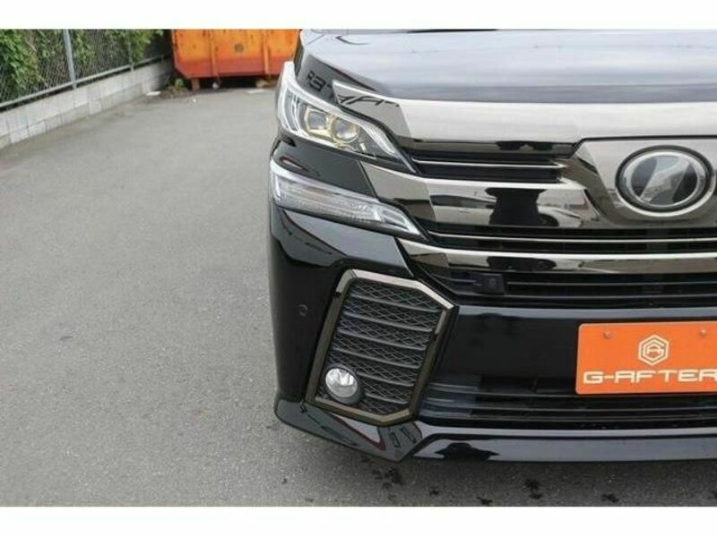 VELLFIRE-10