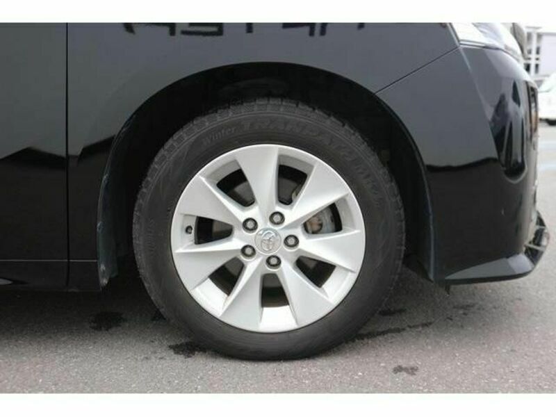 VELLFIRE-12