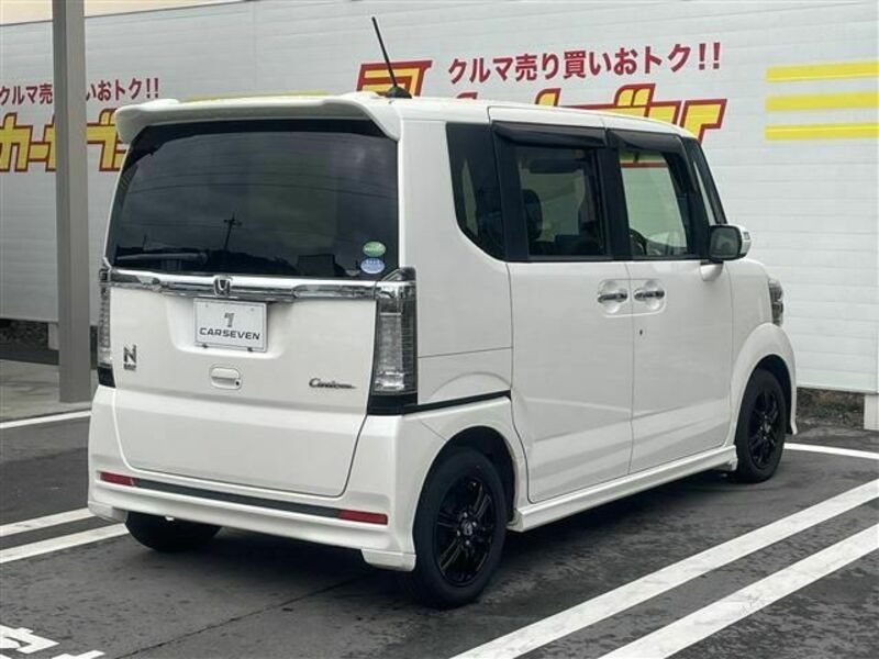 N BOX CUSTOM