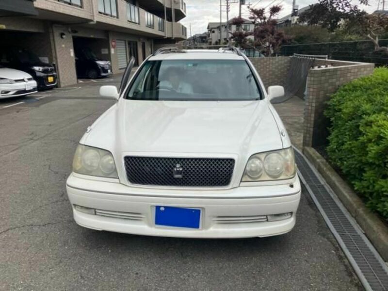 TOYOTA CROWN ESTATE