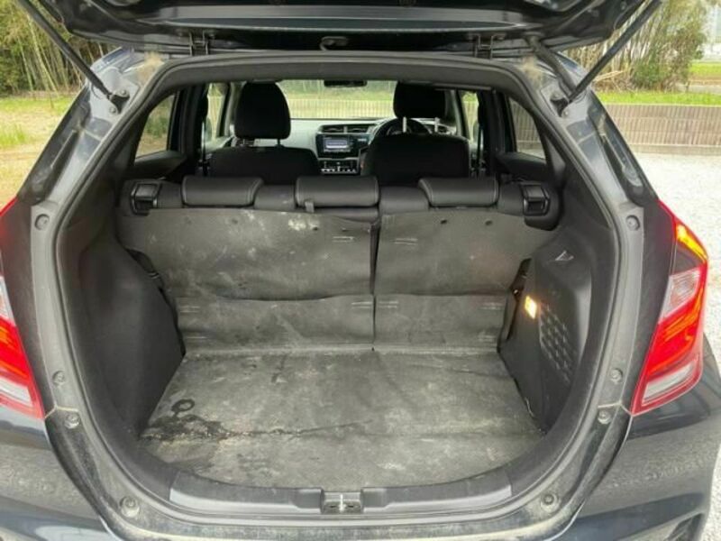 FIT HYBRID-12