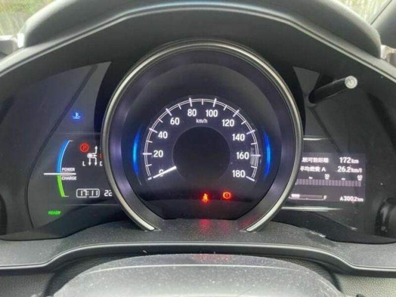 FIT HYBRID-16