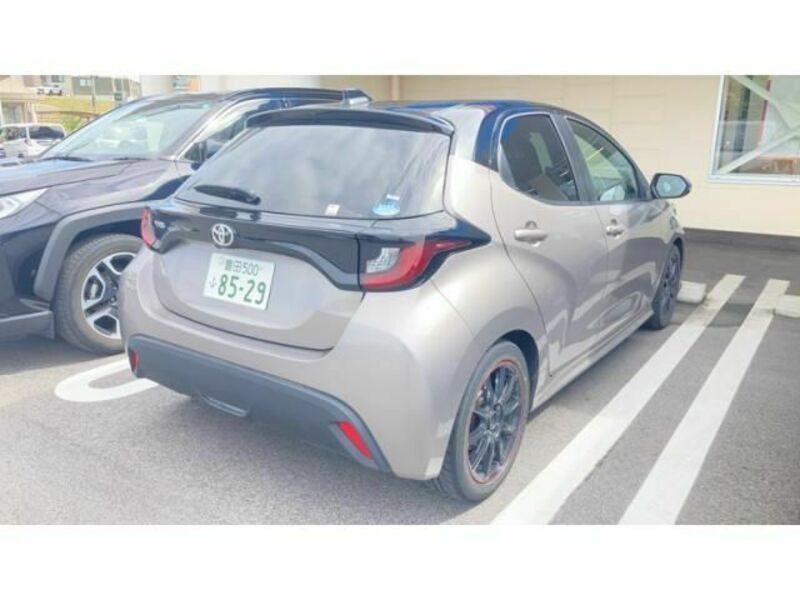 YARIS
