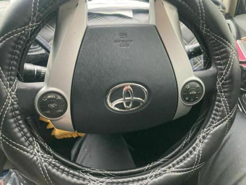 PRIUS-23