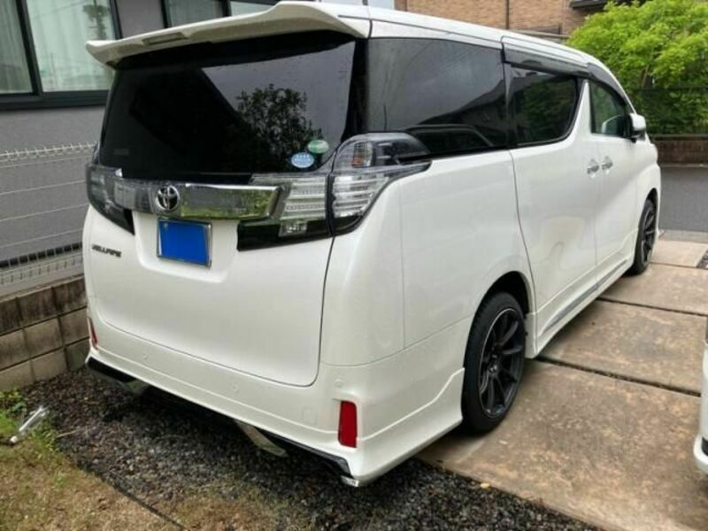 VELLFIRE-2