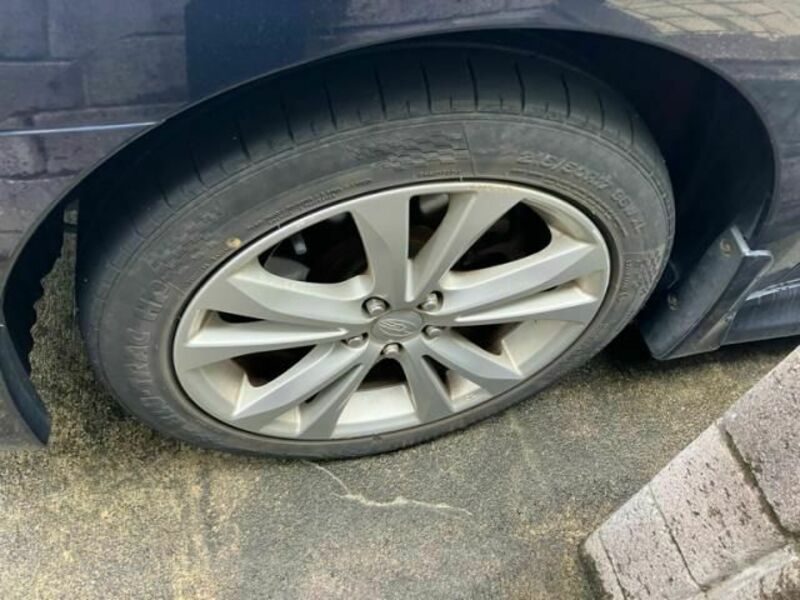 LEGACY B4