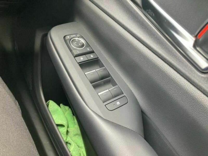 PRIUS-24
