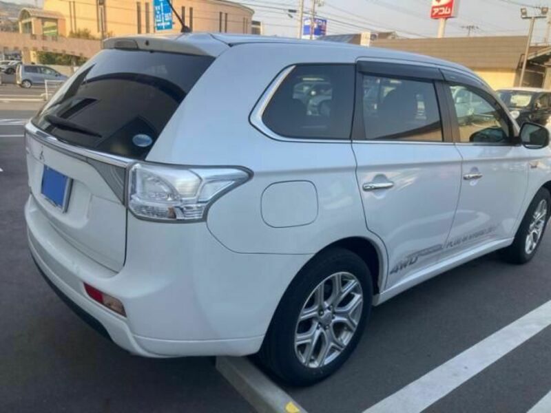 OUTLANDER PHEV
