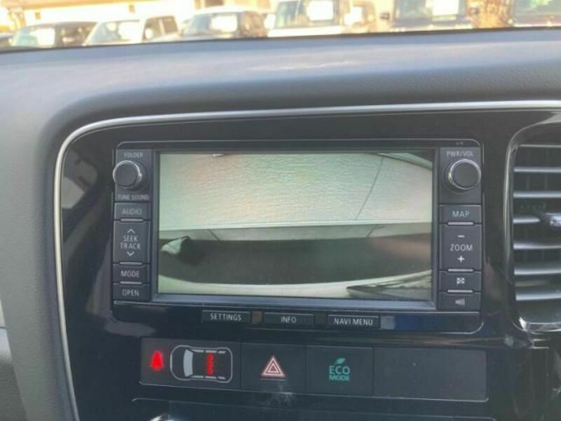 OUTLANDER PHEV