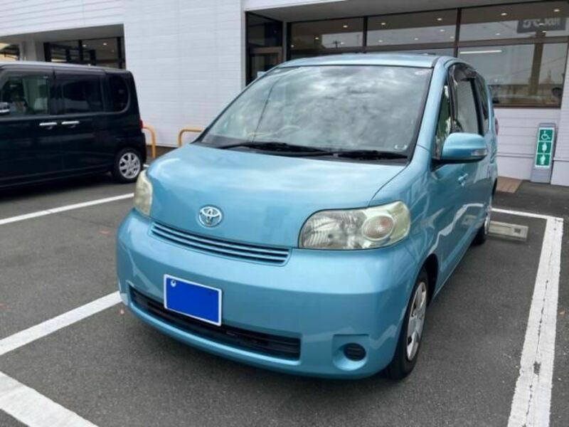 TOYOTA PORTE