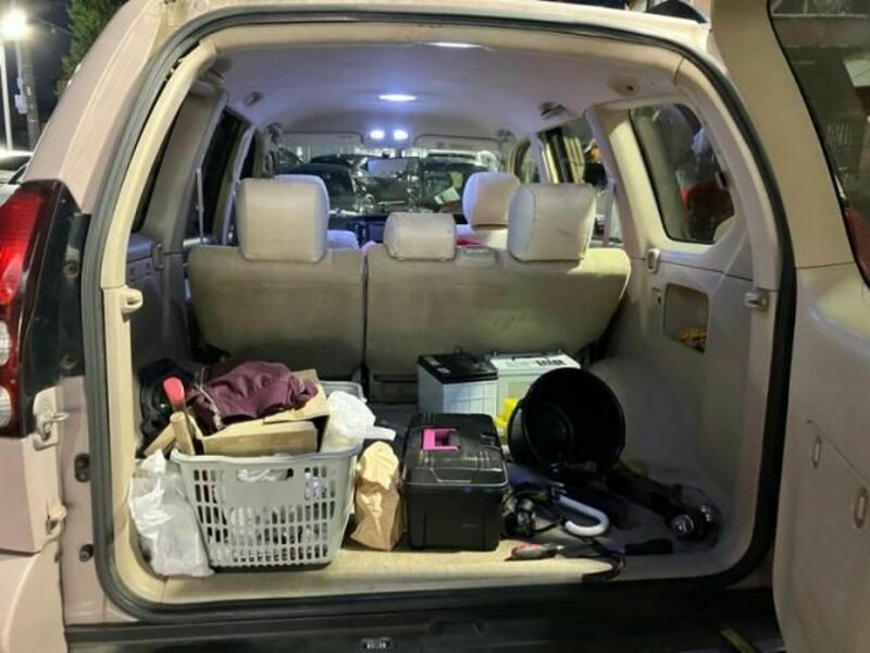 LAND CRUISER PRADO-12