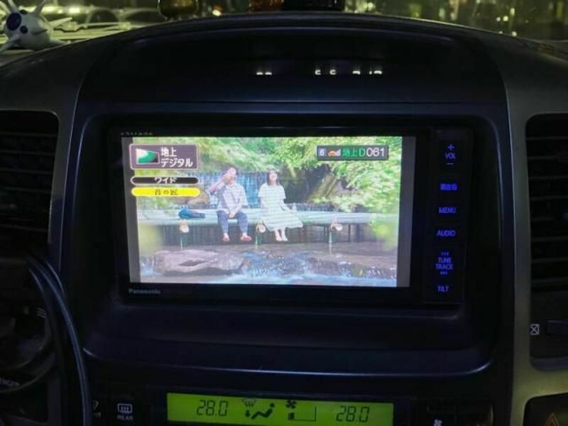LAND CRUISER PRADO-26