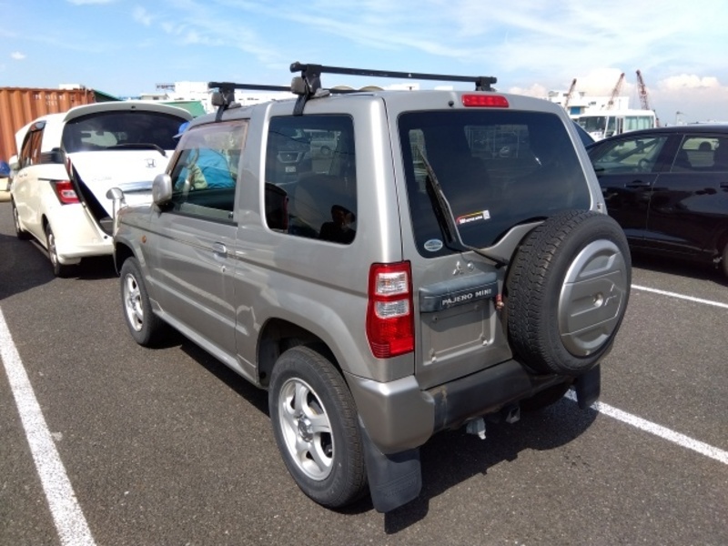 PAJERO MINI