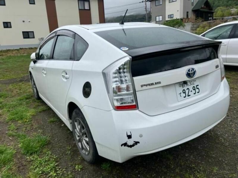 PRIUS-3