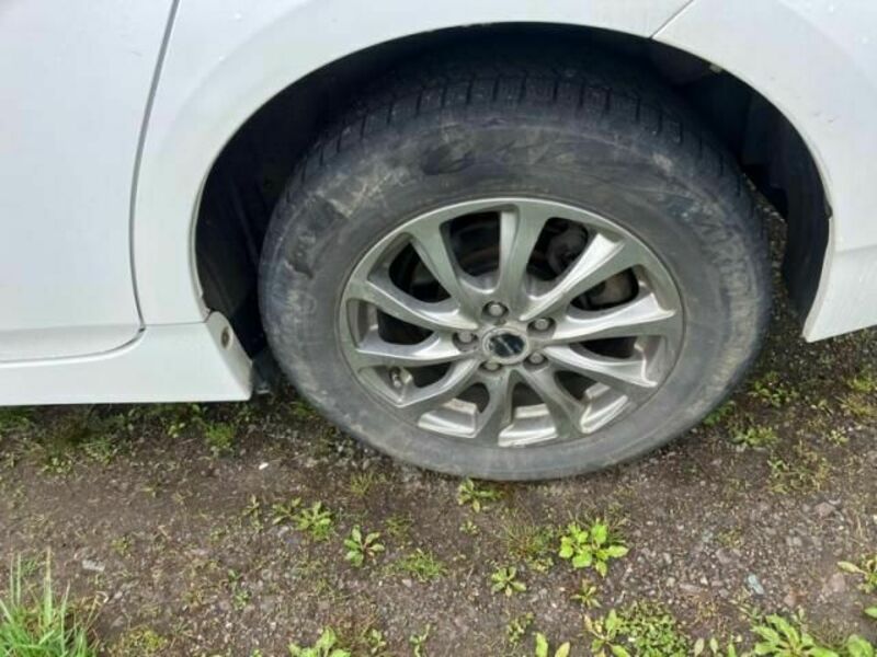 PRIUS-9