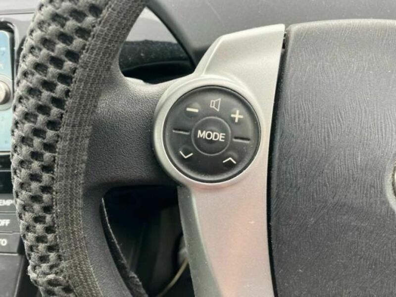 PRIUS-12