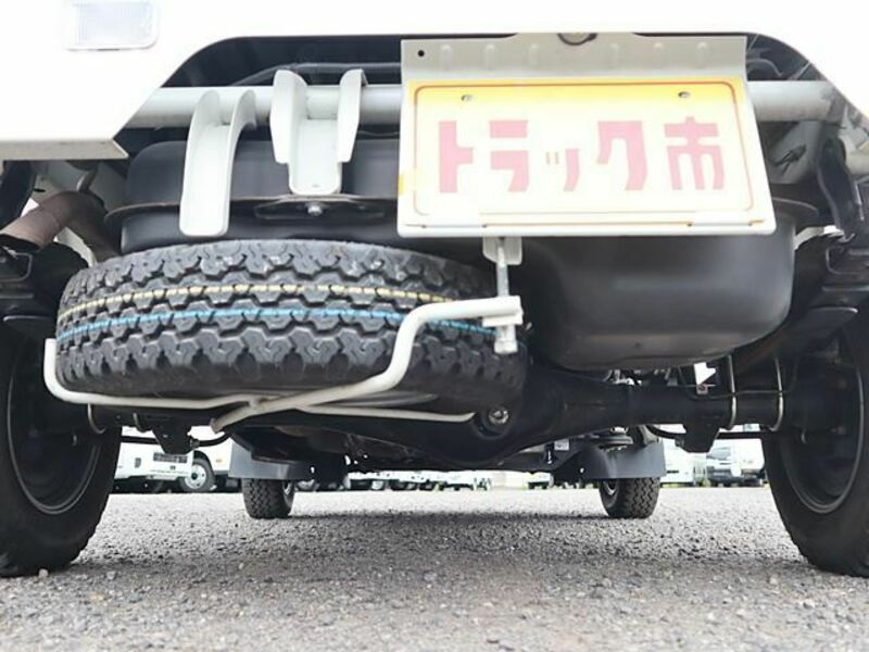 CARRY TRUCK