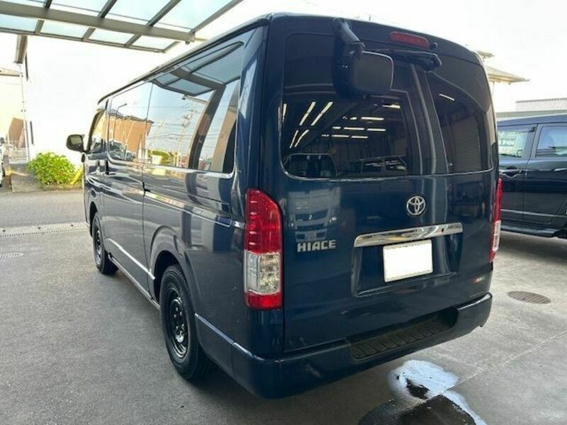 HIACE VAN