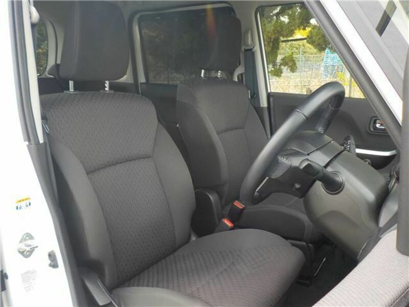 DELICA D2