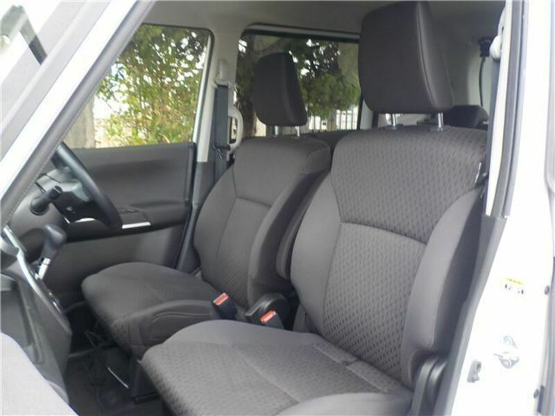 DELICA D2