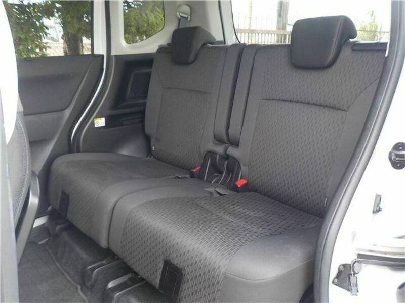 DELICA D2