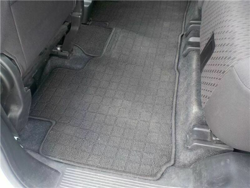 DELICA D2
