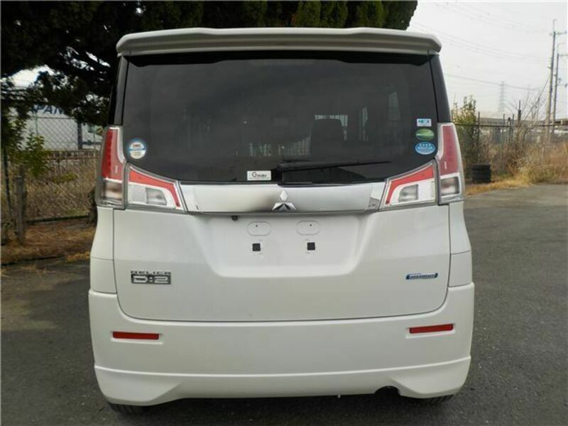 DELICA D2
