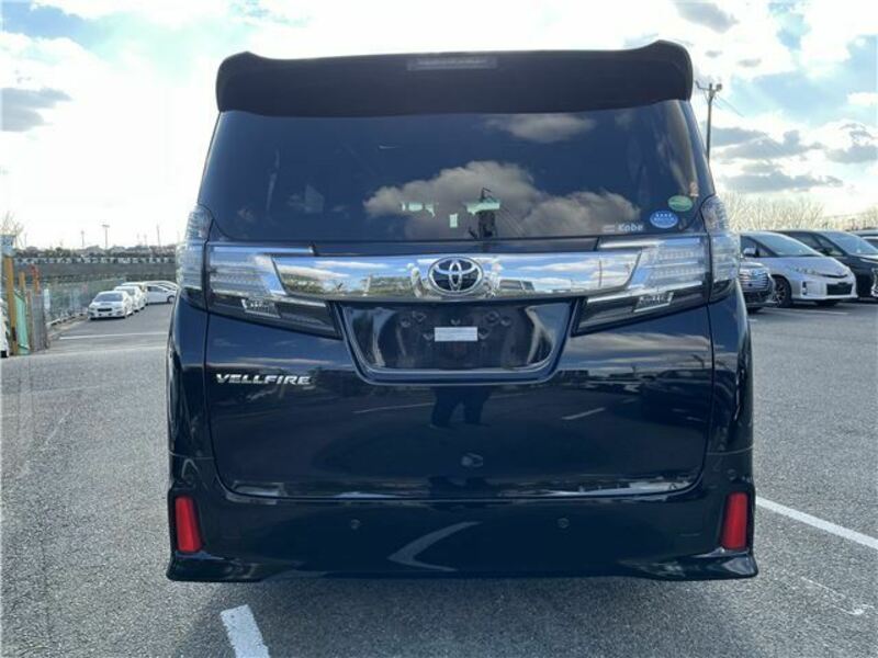 VELLFIRE-5