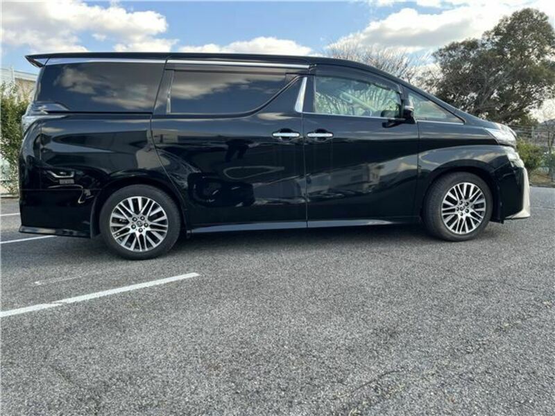 VELLFIRE-7