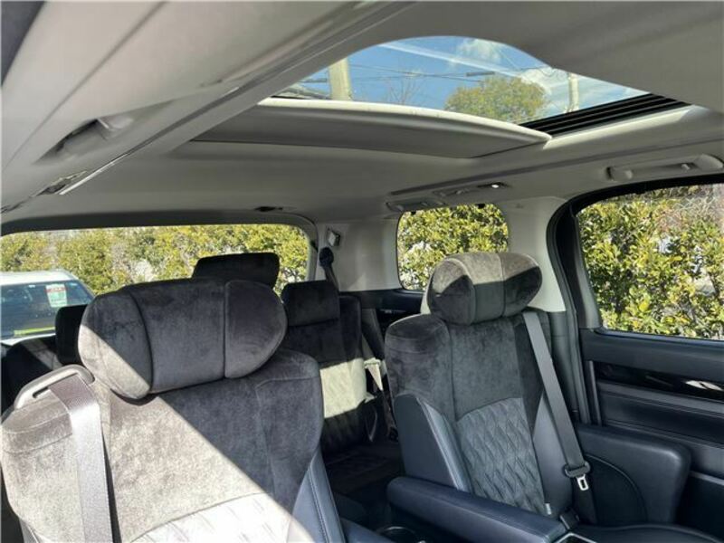VELLFIRE-11
