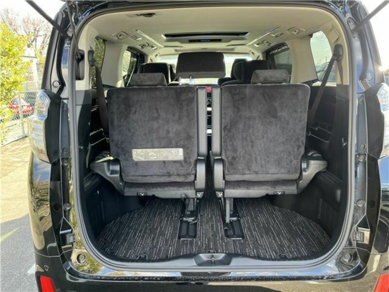 VELLFIRE-12