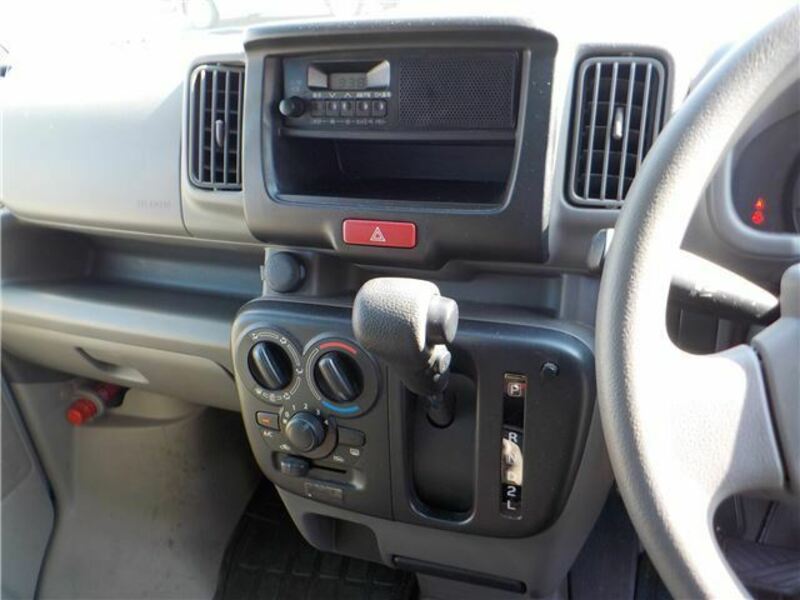 MINICAB VAN