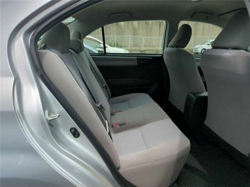 COROLLA AXIO