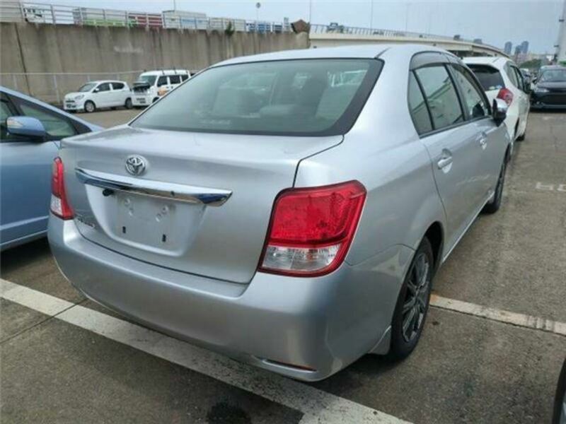 COROLLA AXIO