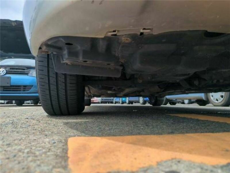 COROLLA AXIO