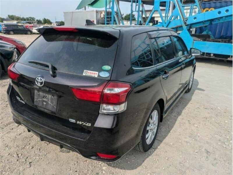 COROLLA FIELDER
