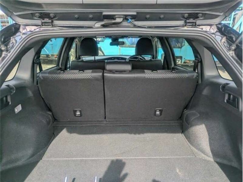 COROLLA FIELDER