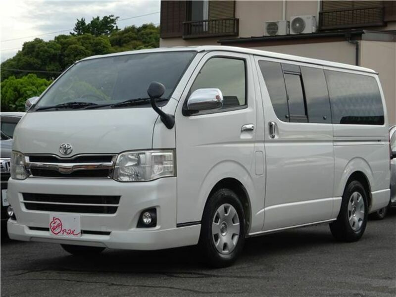HIACE VAN