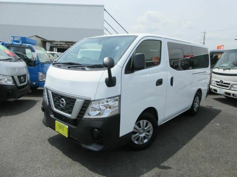 NISSAN　NV350 CARAVAN