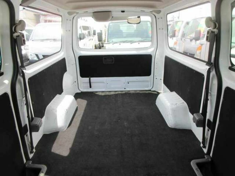 NV350 CARAVAN