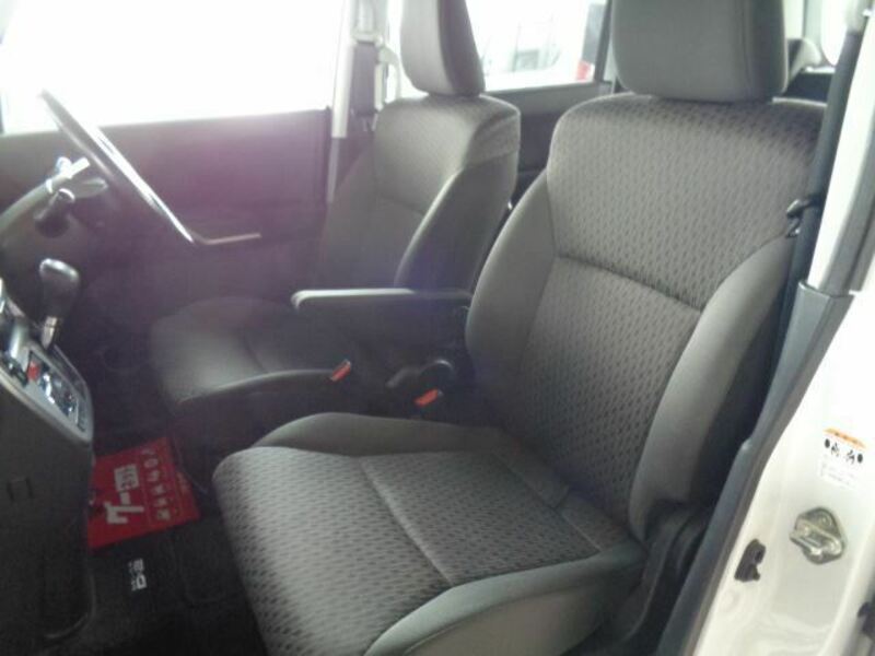 DELICA D2-12