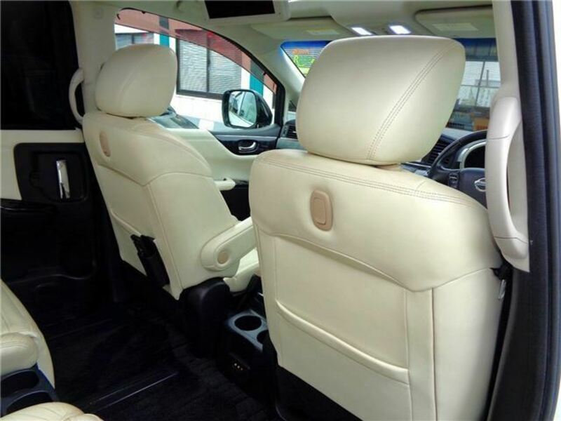 ELGRAND-30
